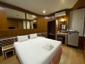 โรงแรม เพนท์เฮ้าส์ รีสอร์ท เบตง